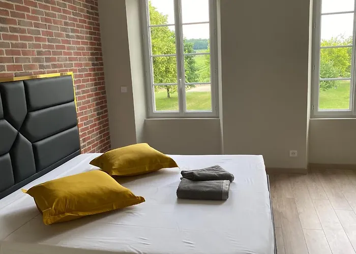 Logis Poussard Pensión